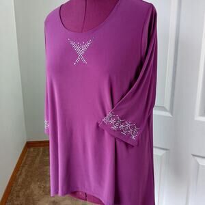 Suzie in the City Magenta Blouse 1X studded purple hi-lo shark bite repaired